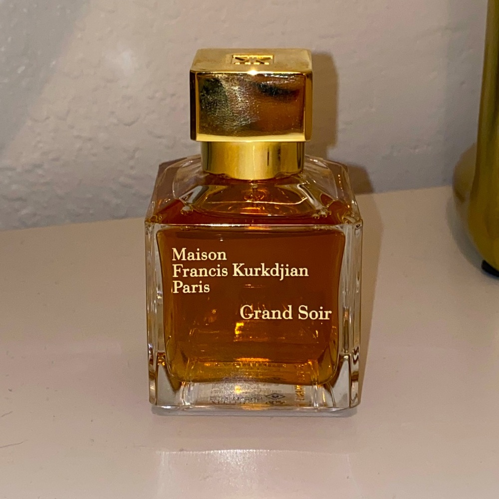 Paris Grand Soir Eau de Parfum
MAISON FRANCIS KURKDJIAN Cologne 2.4 oz like new